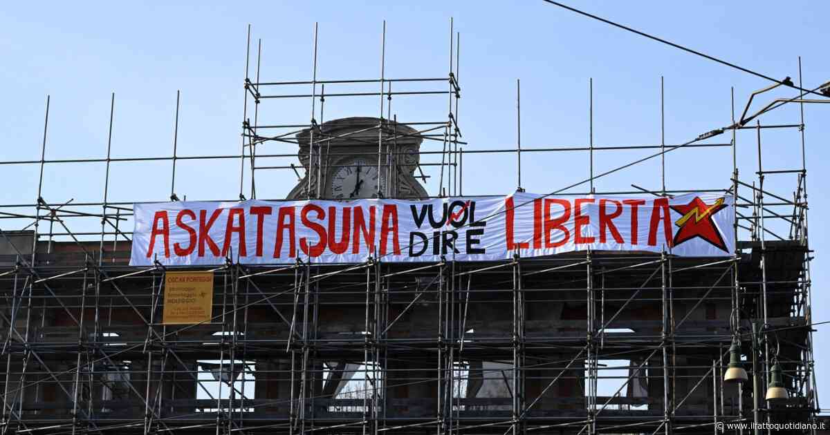 Scontri alla manifestazione contro lo sgombero di Askatasuna, otto mesi dopo chieste 19 misure cautelari. Militanti perquisiti