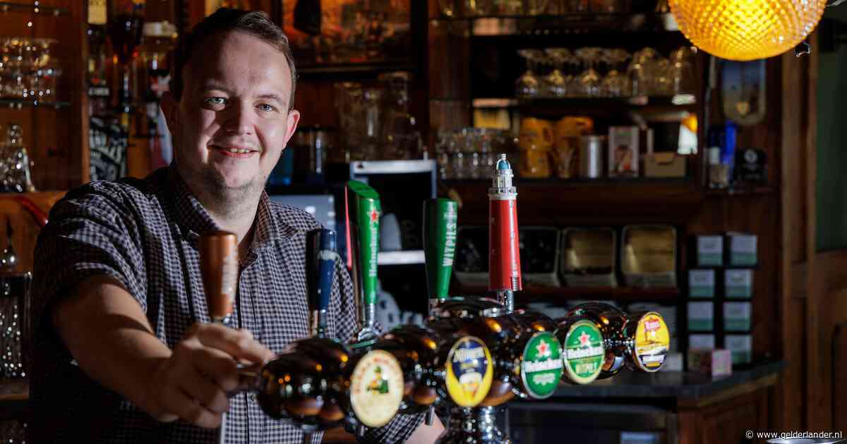 Niels (33) neemt horecabedrijf over dat 133 jaar in handen was van dezelfde familie: ‘Een hele eer én een uitdaging’