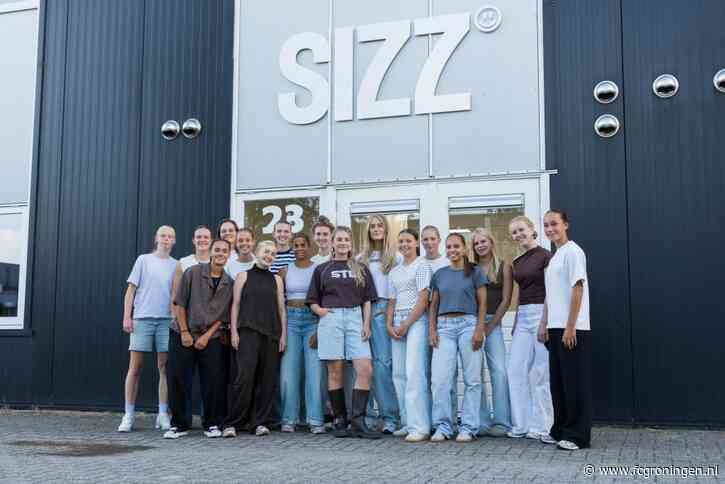SIZZ the brand verbindt zich als kledingsponsor aan FC Groningen Vrouwen 