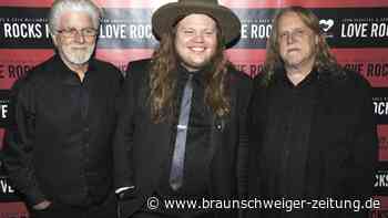 50 Jahre nach seiner Adoption entdeckt Michael: Sein Vater ist ein Grammy-Star