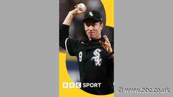 Lewandowski swaps football for baseball