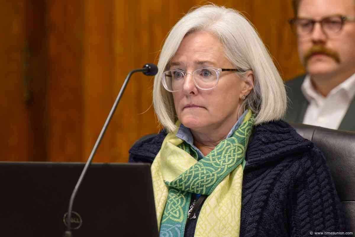 Saratoga Springs finance leader's 2027 plan seeks layoffs, 18% property tax hike