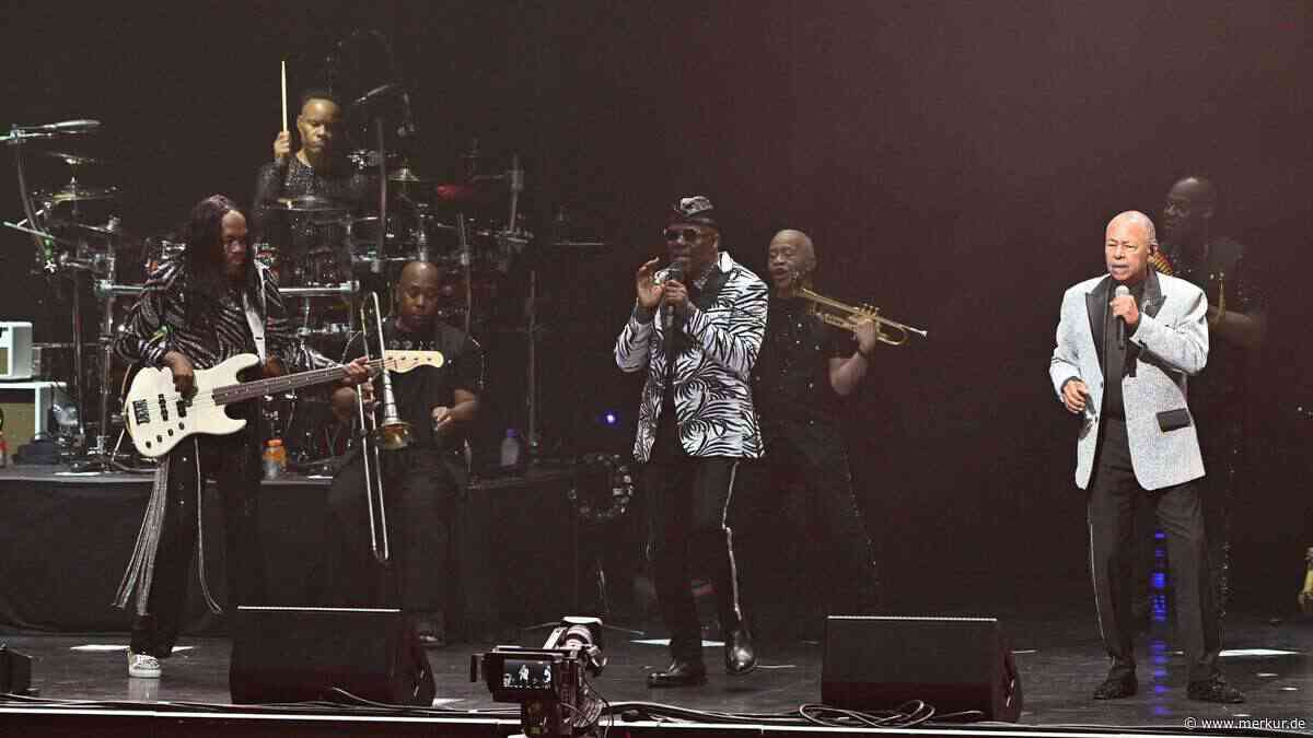 Keine Krankenversicherung: Drummer von Earth, Wind & Fire wegen Reha auf Spenden angewiesen