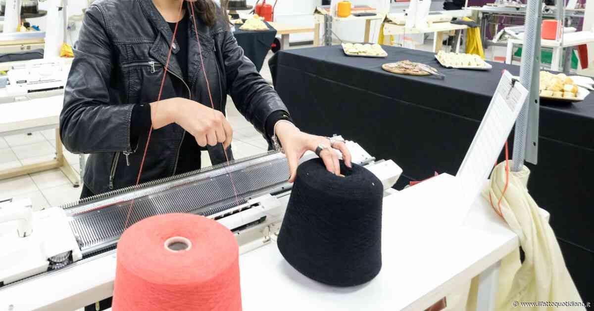 Produzione industriale giù dell’1,3% in agosto. Anno su anno sale quella di energia, crolla il tessile-abbigliamento