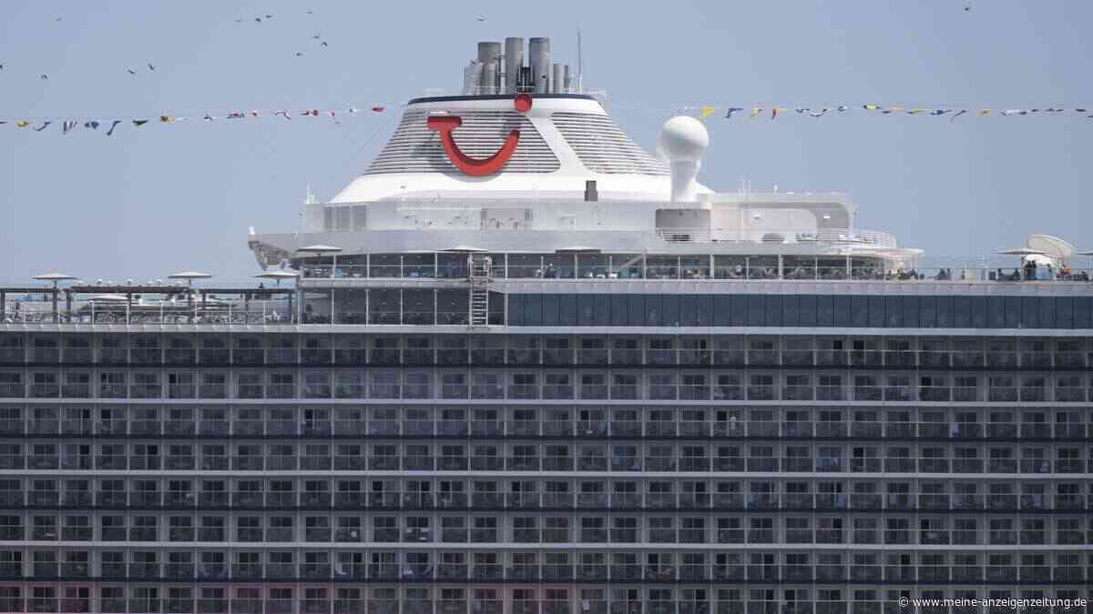 Plötzlich wird es nass: Wasser läuft in Kreuzfahrtschiff – Passagierin berichtet Details