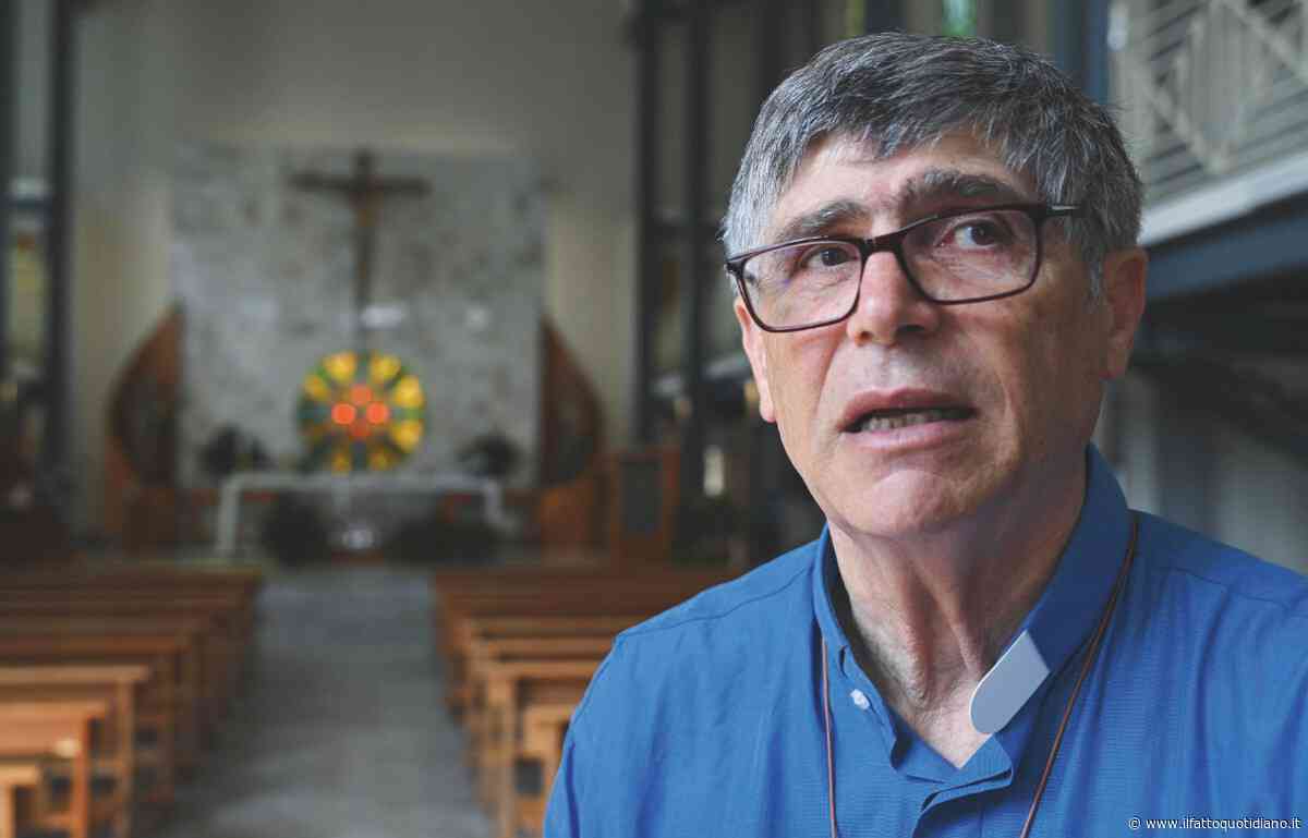Caivano, condannato a tre anni lo stalker di don Maurizio Patriciello: gli consegnò un proiettile durante la messa