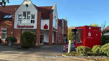 Geld holen zeitweise schwierig: Sparkasse baut 2 Filialen im Kreis Gifhorn um