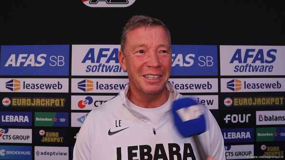 AZ-trainer Echteld schrikt van Kees Smit: ‘Dan baal je daar vreselijk van'
