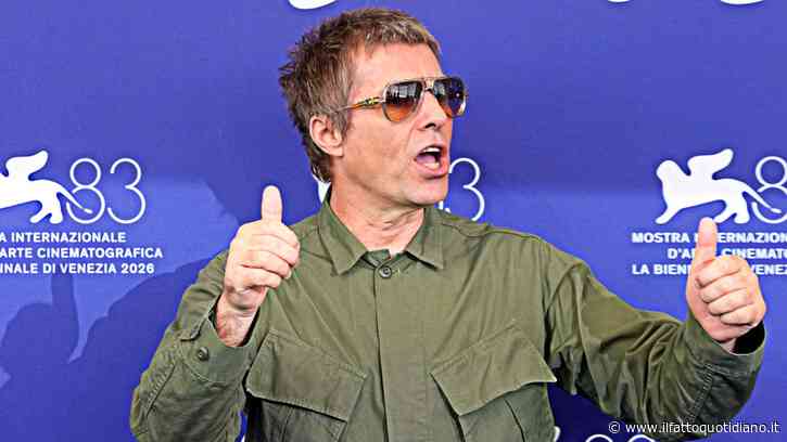 “A tutti gli abitanti di Liverpool che hanno rotto le pall* a me e alla mia band, gli Oasis hanno riportato i Beatles sulla cresta dell’onda”: le parole di Liam Gallagher scatenano i commentatori. E Geoff Barrow (ex Portishead) tuona: “Datti una c