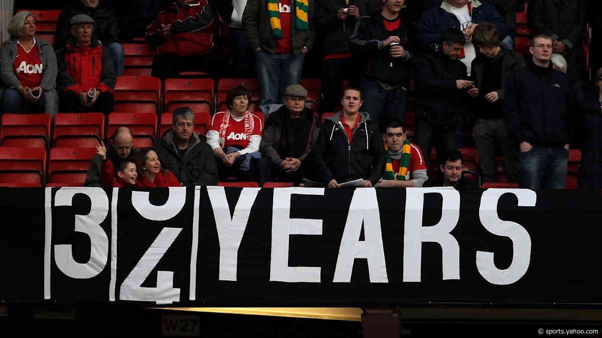 Manchester United fans bring back banner mocking Man City trophy drought after guilty verdict