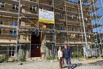 Frische Farbe und Hitzeschutz: Augustusburger Grundschule bekommt neue Fassade