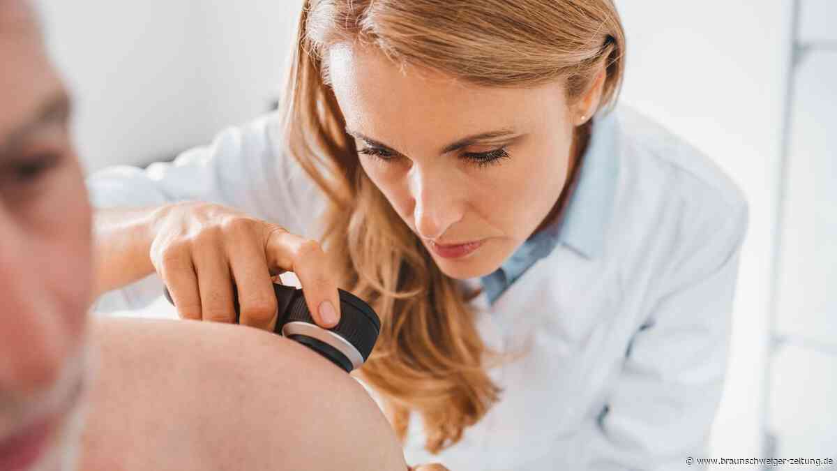Plötzlich weiße Flecken auf der Haut? Arzt räumt mit Stigma auf