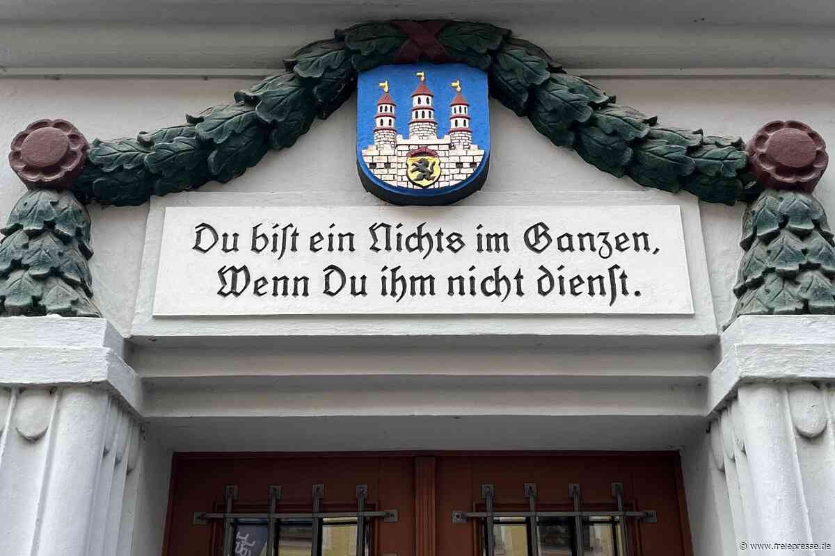 Freibergs OB Preißler verliert Rückhalt: Applaus für Abwahlantrag – aber auch Störgefühle