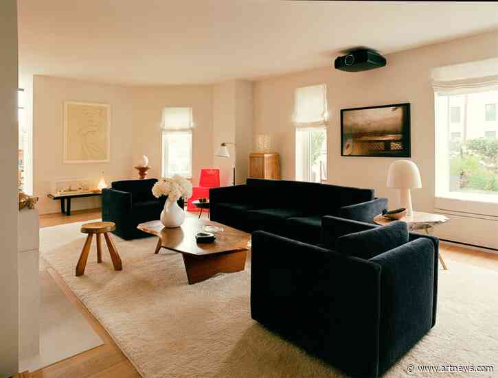 Julianne Moore’s West Village Home Features Work by Louise Bourgeois, Nan Goldin, and David Armstrong