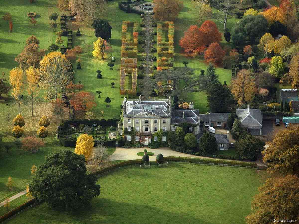 From King Charles' private gardens to other royal residences you can now visit