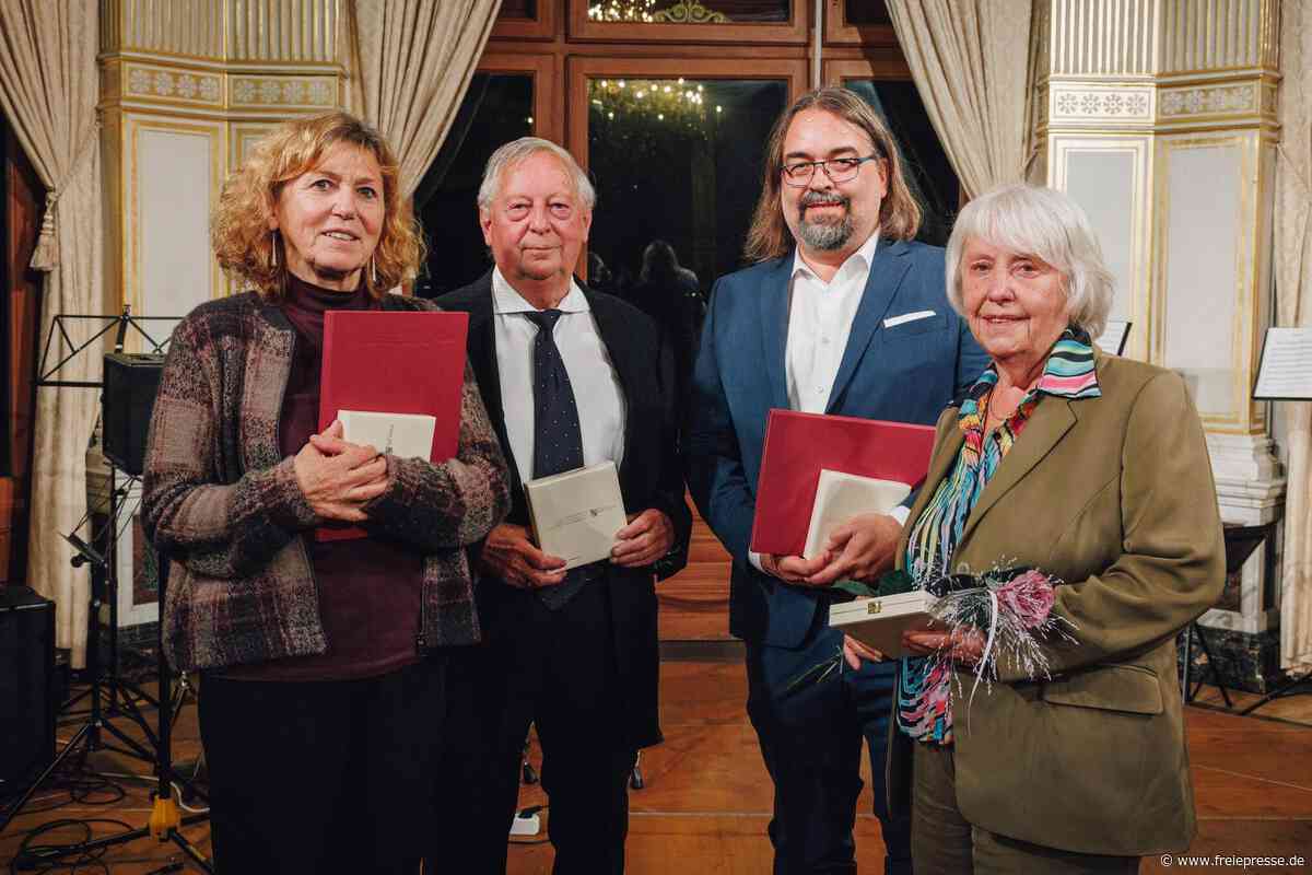 Herausragendes Engagement geehrt: Vier Chemnitzer erhalten Annen-Medaille