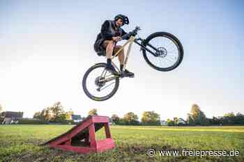 Statt illegal durch den Wald: Szenestar Lukas Knopf unterstützt Pumptrack im Erzgebirge