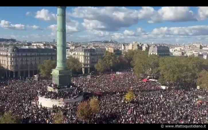 Proteste in Francia, un mare di studenti riempie piazza della Bastiglia a Parigi: i video pacifici coi cori