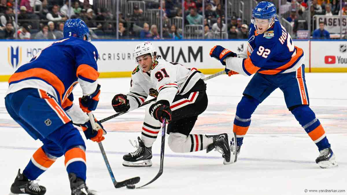 Blackhawks’ Frank Nazar to have hearing for head contact on Islanders’ Bo Horvat