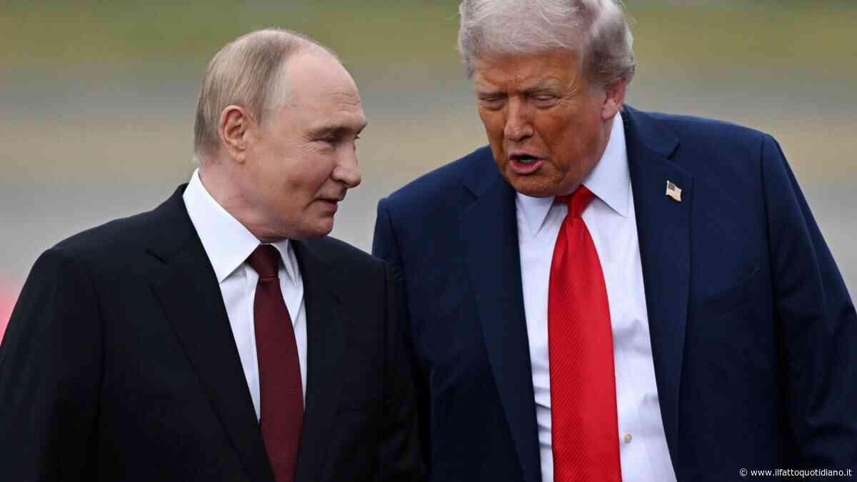Prezzi del carburante alle stelle, Trump sospende fino ad aprile le sanzioni alla Russia e compra il gasolio di Putin. Zelensky: “Segno di debolezza”