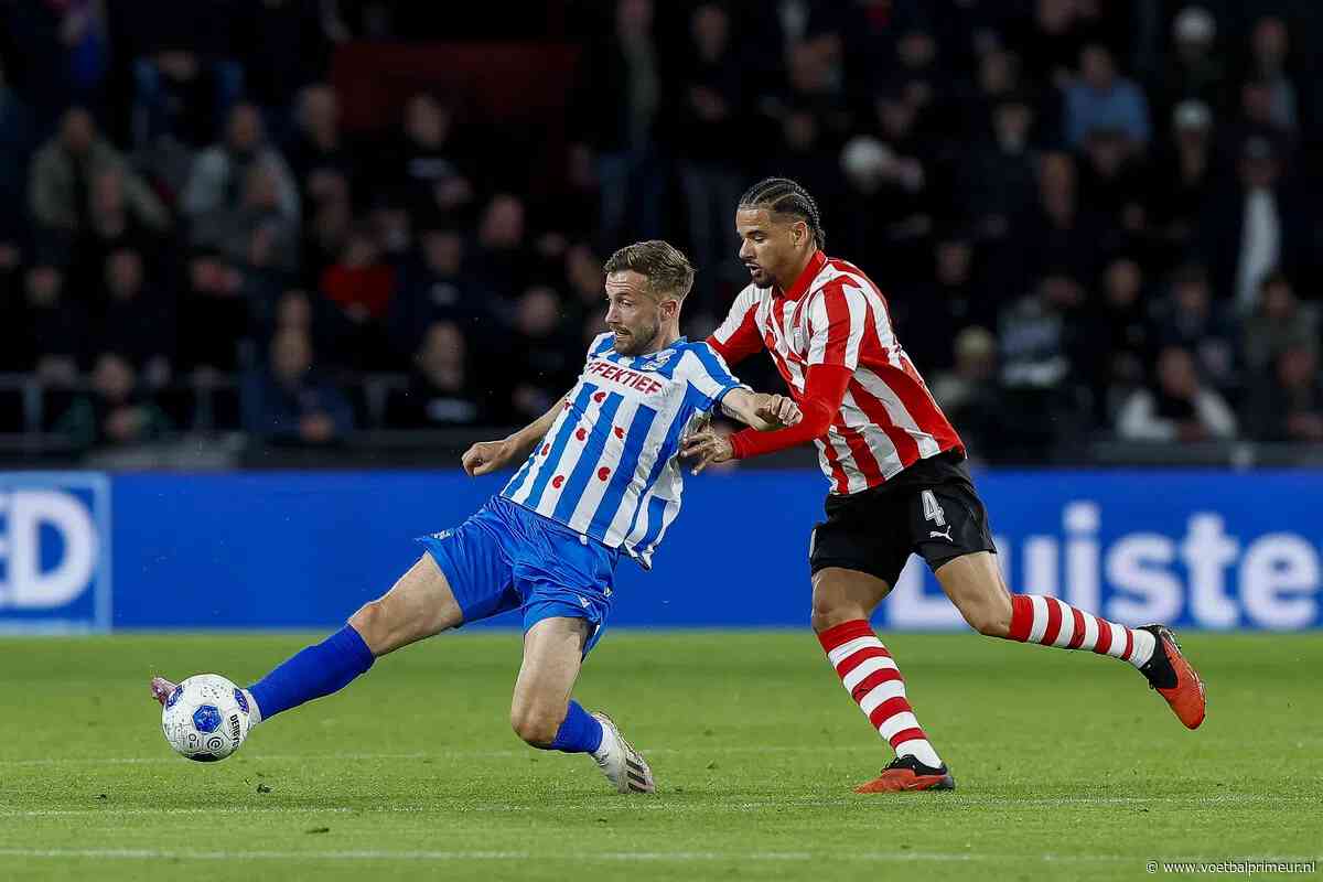 Kijkers geloven hun ogen niet tijdens PSV-Heerenveen: 'Hij had rood moeten hebben'