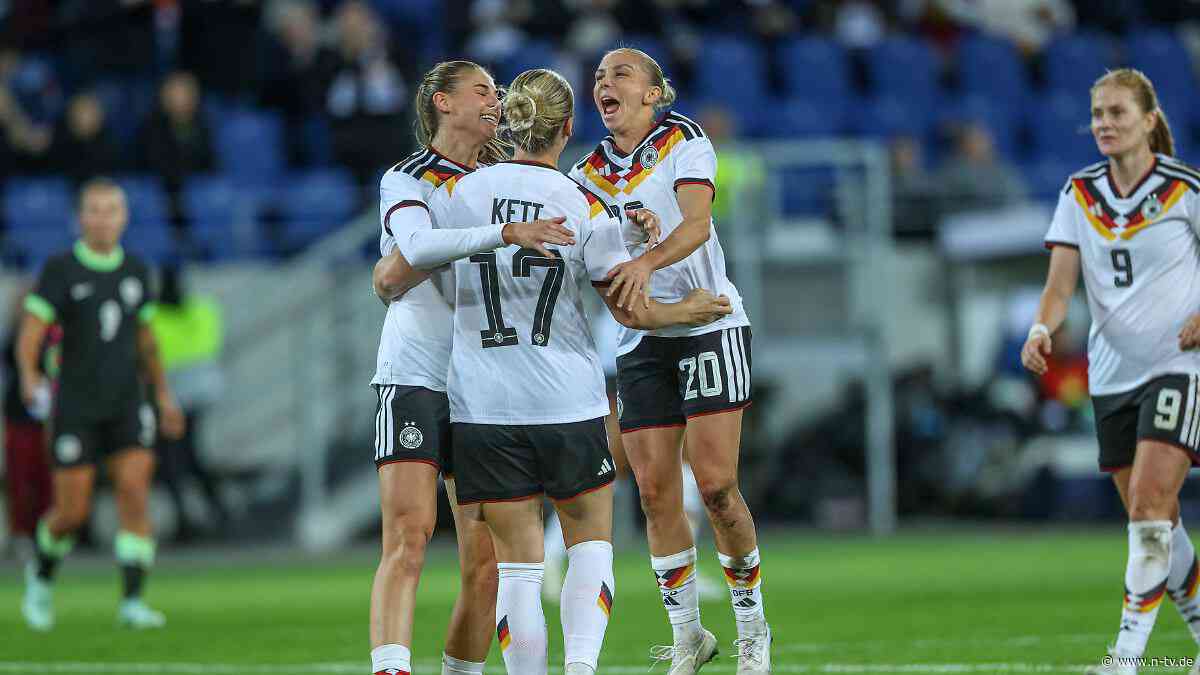 Sieg zum Start in WM-Saison: Doppelpackerin Kössler lässt DFB-Frauen jubeln