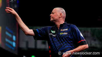 WK darten in gevaar voor Raymond van Barneveld: vijfvoudig wereldkampioen (59) zit op de wip