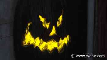 Wabash haunted attraction draws prayer protest