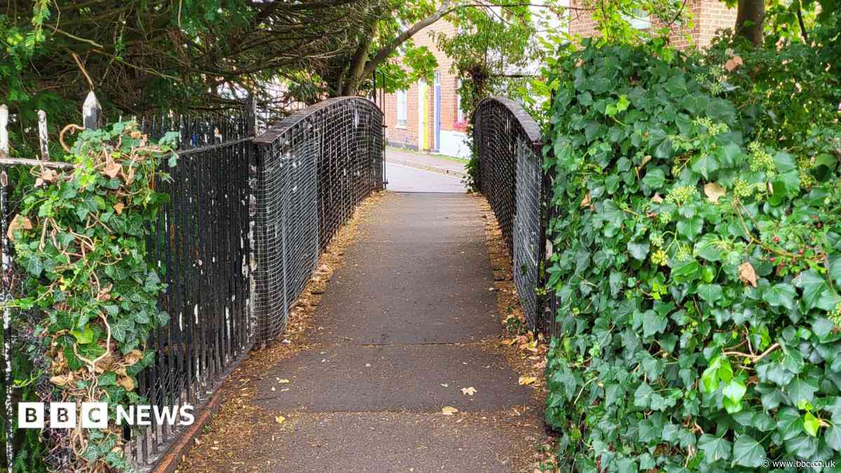 Key footbridge set to remain shut until spring
