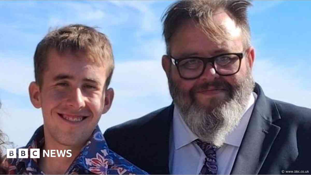 Dad calls for review into school transport delays
