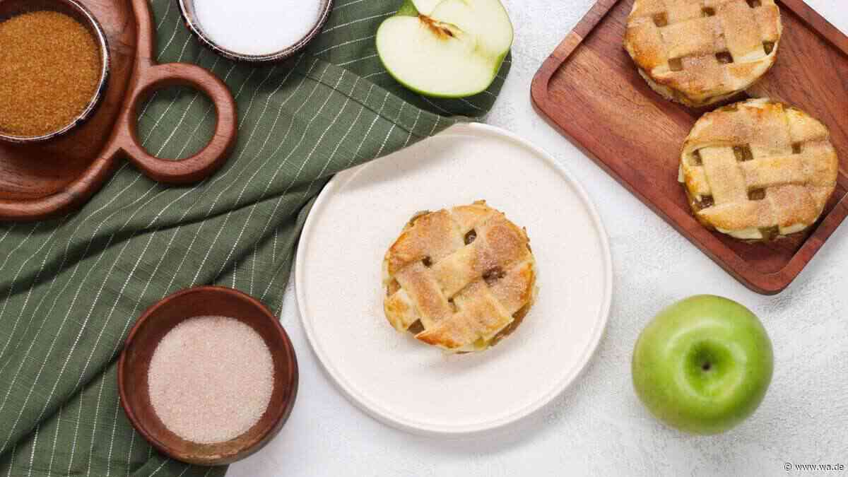 Mini-Apfelküchlein: Herbstliches Rezept mit Zimt, das die Seele wärmt