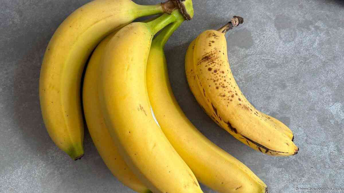 My bananas stayed fresh and firm for 8 days with a simple two-minute storage tip