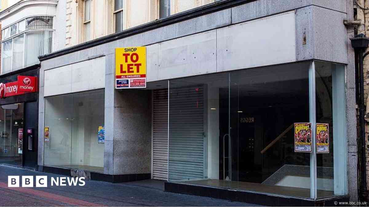 New lease of life for empty shops with £5k grants