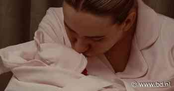 Gwen (31) verloor haar dochtertje na ruim 32 weken zwangerschap, maar spreekt haar nog elke dag toe: ‘Goedemorgen, Fé’
