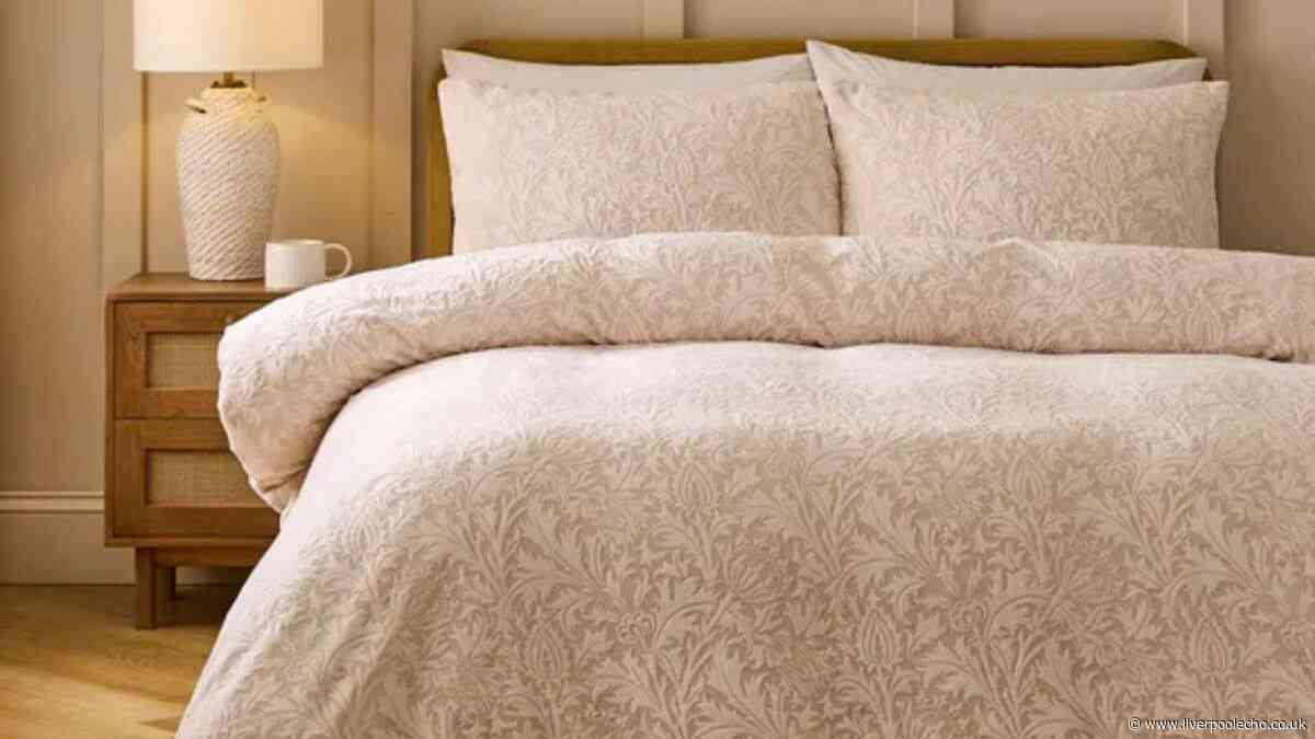 Dunelm drops 'warm and snuggly' bedding hailed 'such a good price'