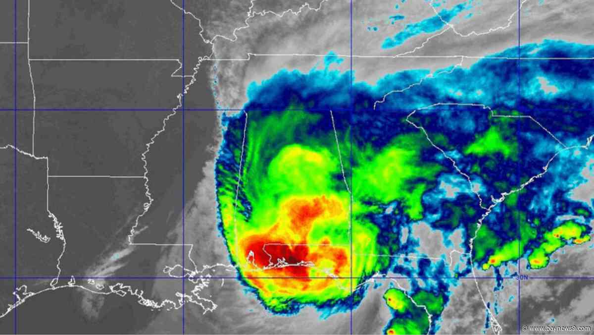 Isaias quickly weakens as it moves inland