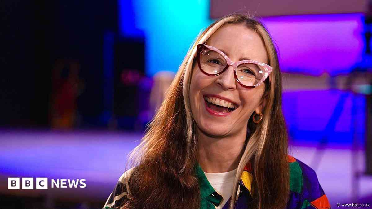 Theatre company helping mums stay in the spotlight