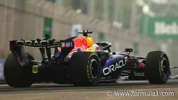 LIVE COVERAGE: Russell crashes out of Singapore Sprint