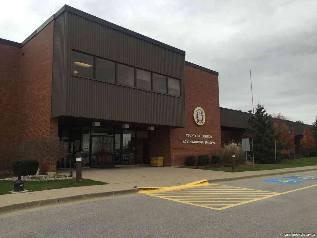 Lambton County extends capital grant freeze amid rising economic pressures