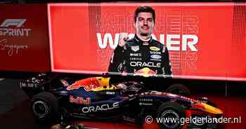 Max Verstappen profiteert optimaal van vroege crash George Russell en rijdt soeverein naar sprintzege in nat Singapore