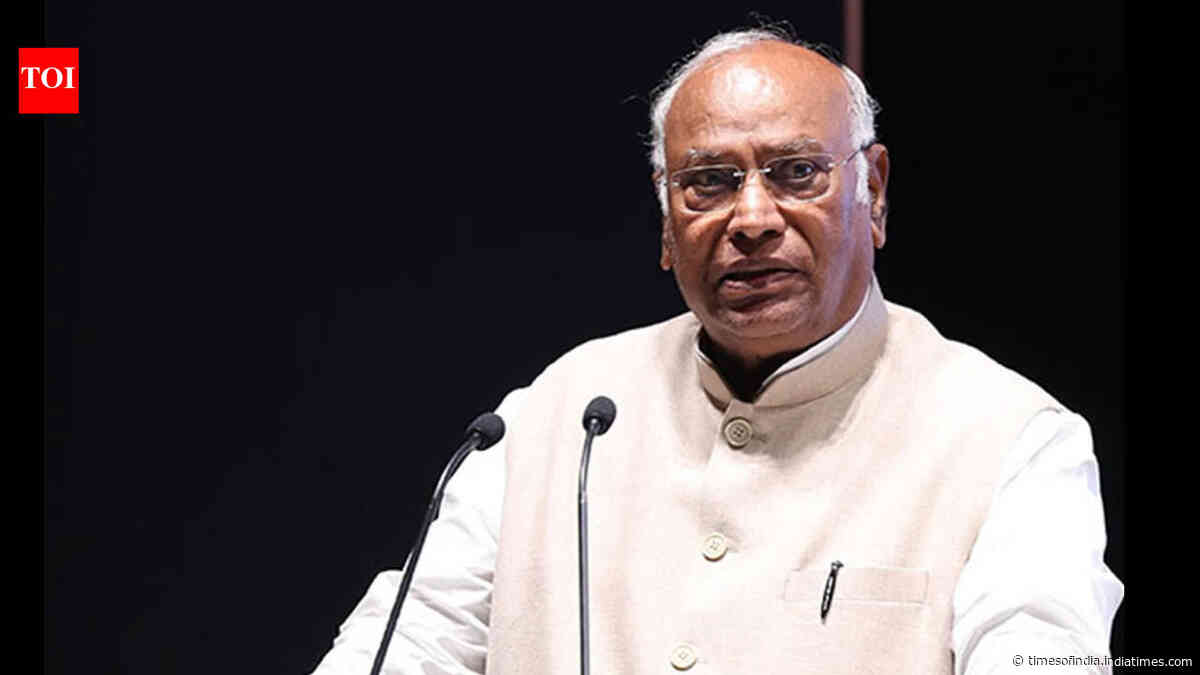 'Muzzled Democracy': Congress slams government over mass detentions amid massive anti-SIR protests