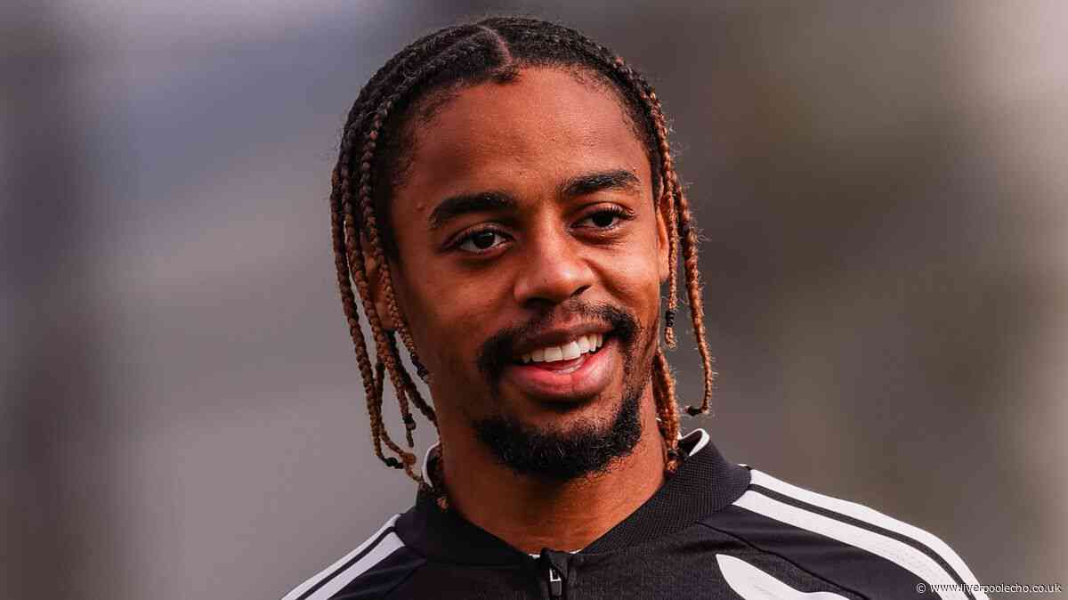Bradley Barcola drops Liverpool selection hint vs Man City and makes 'very different' admission