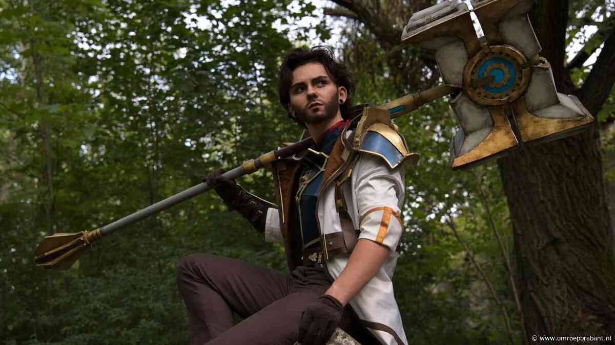 Design Museum brengt ode aan Cosplay: 'Heb 400 uur aan dit kostuum gewerkt'