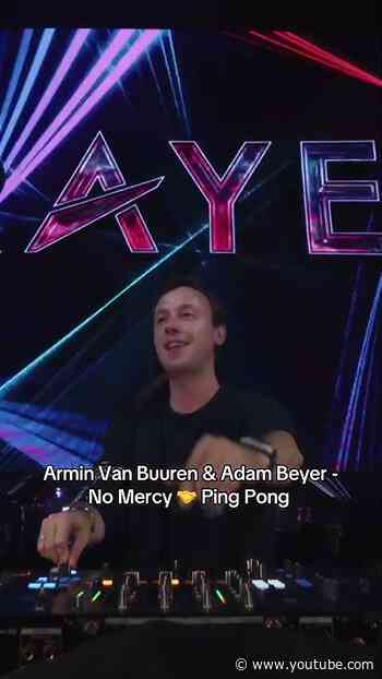 Wait for the transition 😜🔥 What do you think of this mash-up? 😘