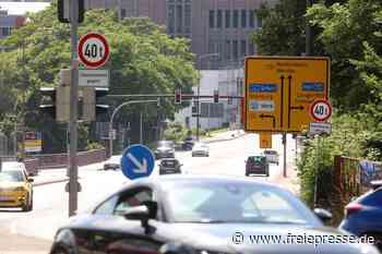 Zwickau lässt Verkehrszeichenbrücken überprüfen