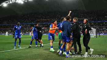 Australia Cup final as it happened: South Melbourne claims Australia Cup on record-breaking night