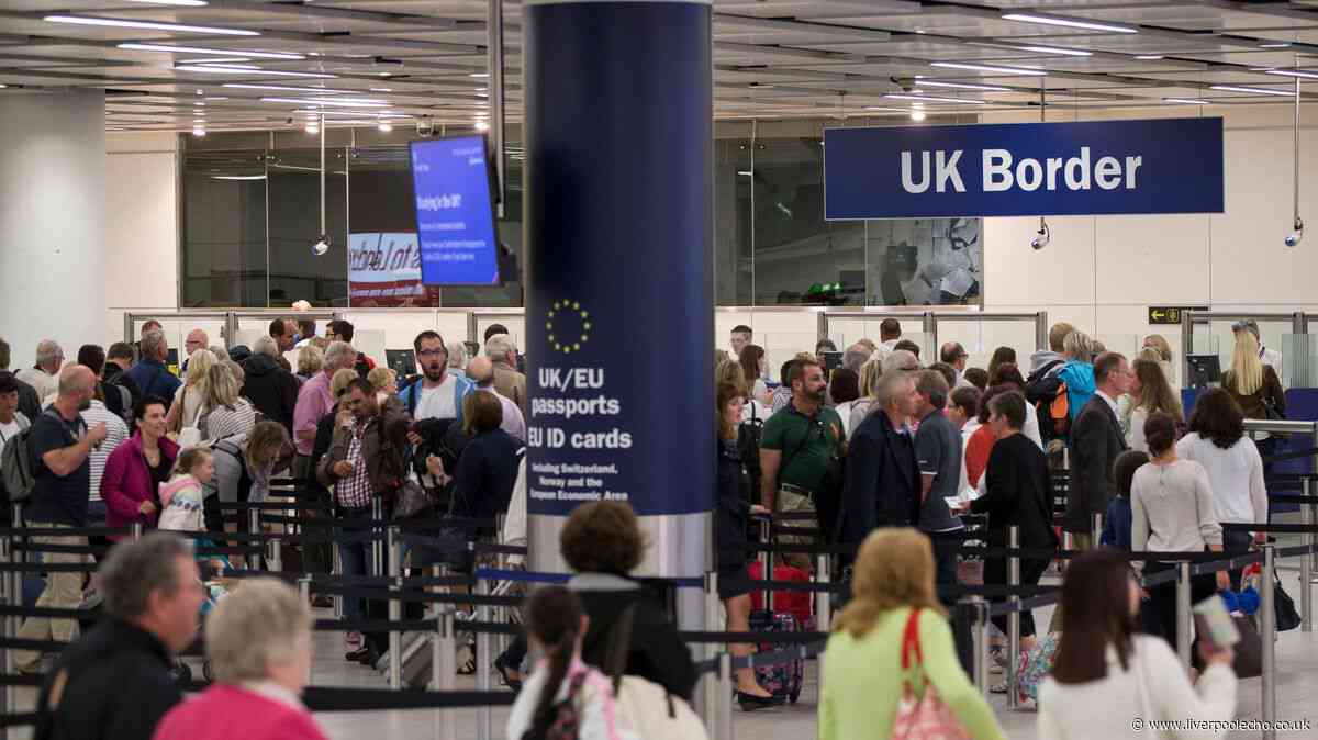 UK airports introducing contactless borders for British passport holders