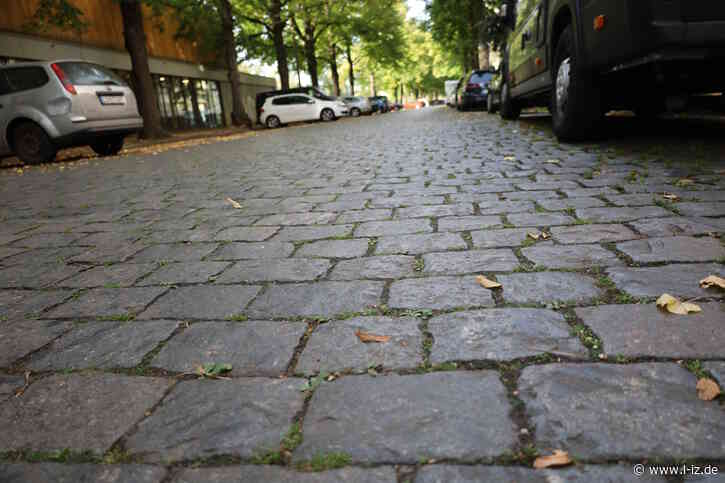 Sanierte Fahrbahn der Holbeinstraße wieder für Verkehr freigegeben