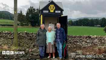 The volunteers 'preserving the past' at the side of the road