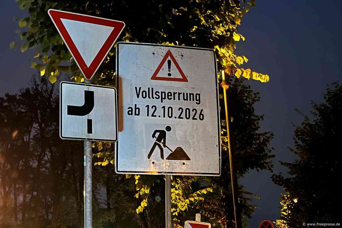 Bauarbeiten in Schöneck: Sperrung am Krankenhaus bringt Umleitung ab Montag